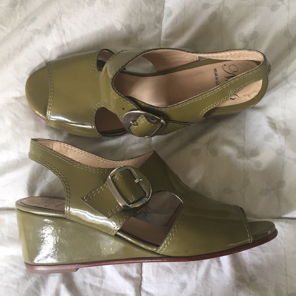 No 6 ‘Wear in Good Health’ Olive Green Wedges